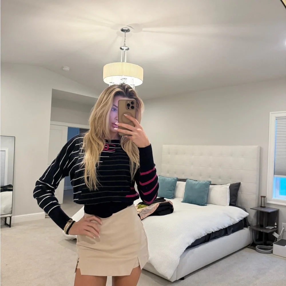 Tan skort 🤍 - Picture 4 of 9